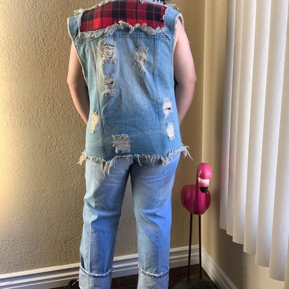 unif distressed denim vest - Picture 3 of 4